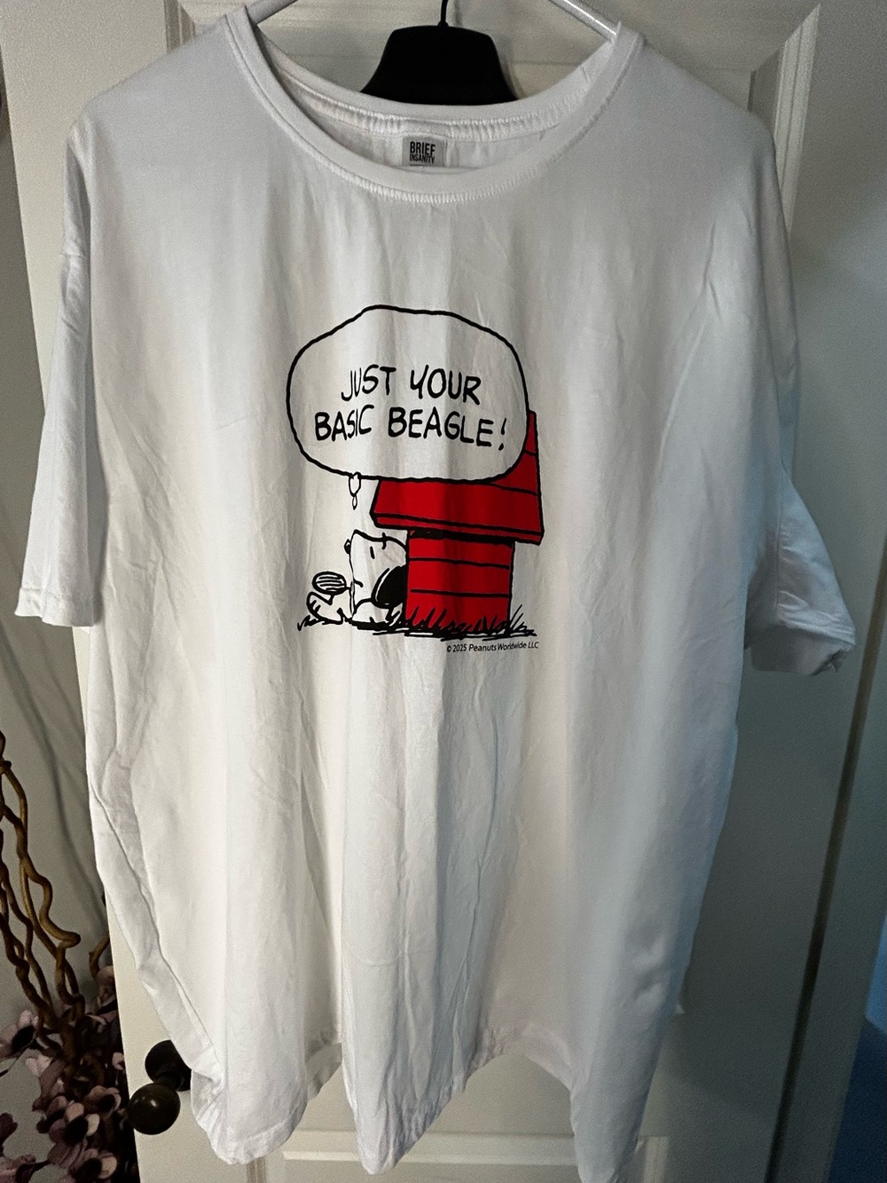 NWOT Very Cute Snoopy Peanuts T-Shirt XXL
